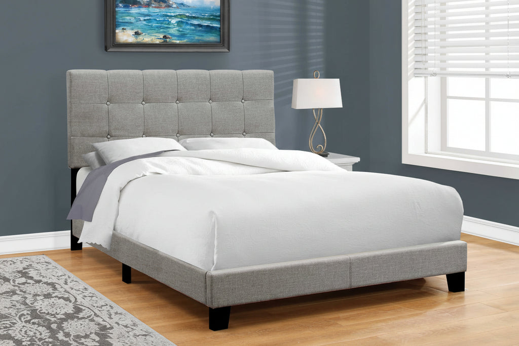 Full size upholstered bed frame with tufted headboard by Meuble Divino, showing a stylish fabric-covered bed with padded headrest.