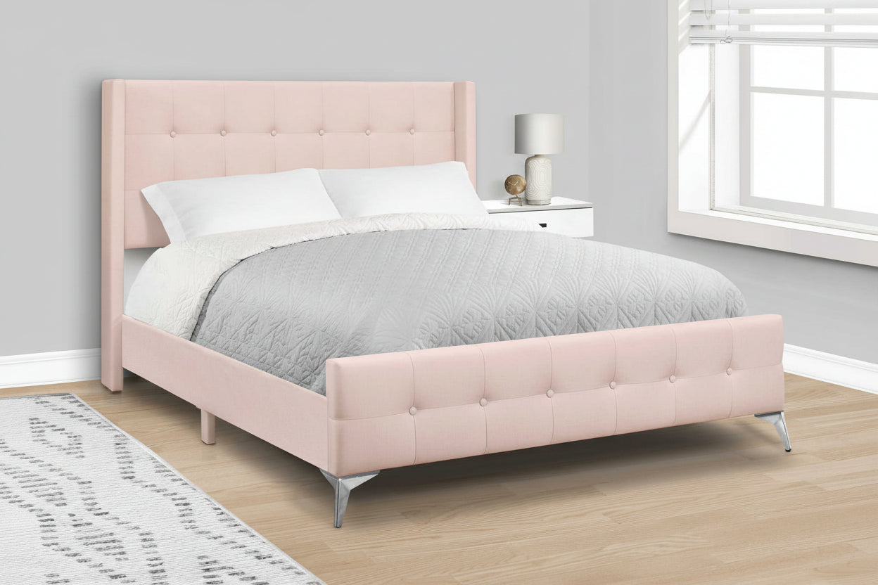 Queen upholstered bed with tufted headboard and chrome legs, modern bedroom furniture by Meuble Divino.