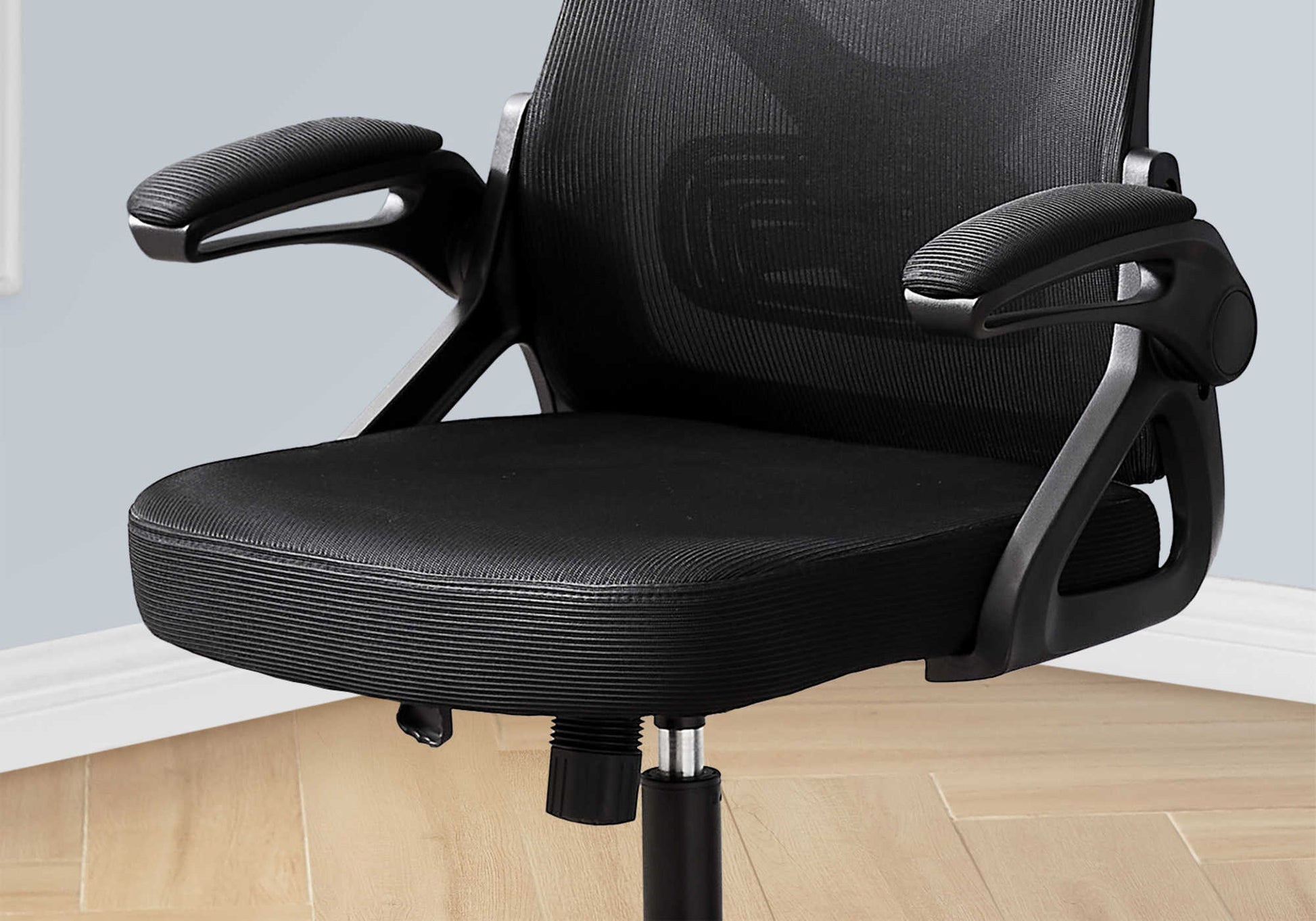 Modern Ergonomic High-Back Mesh Office Chair