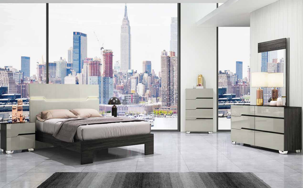 Skylar king bedroom set